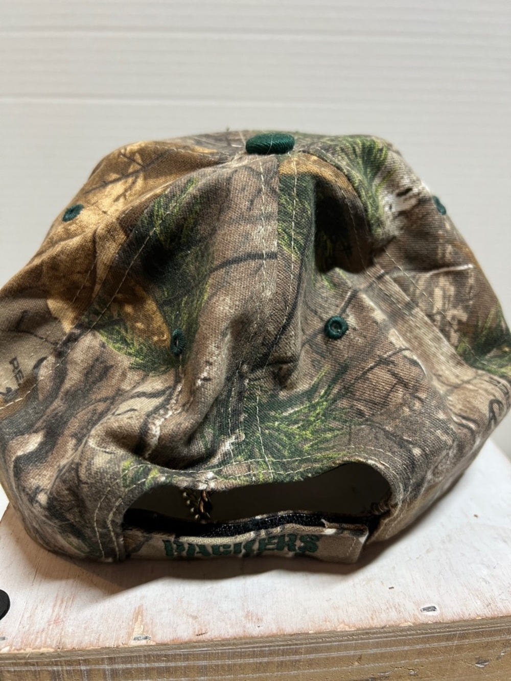 47 Brand Green Bay Packers Camo Hat with Green and Brown Accents - Picture 4 of 5